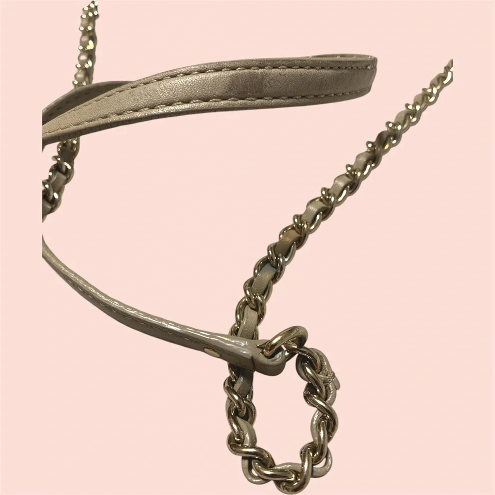 Kate Spade Quilted Bow Crossbody Purse in Taupe - Picture 7 of 9